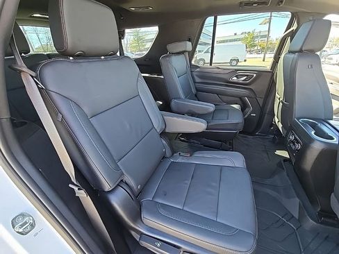 Used 2024 Chevrolet Tahoe Z71 w/ Luxury Package image 27