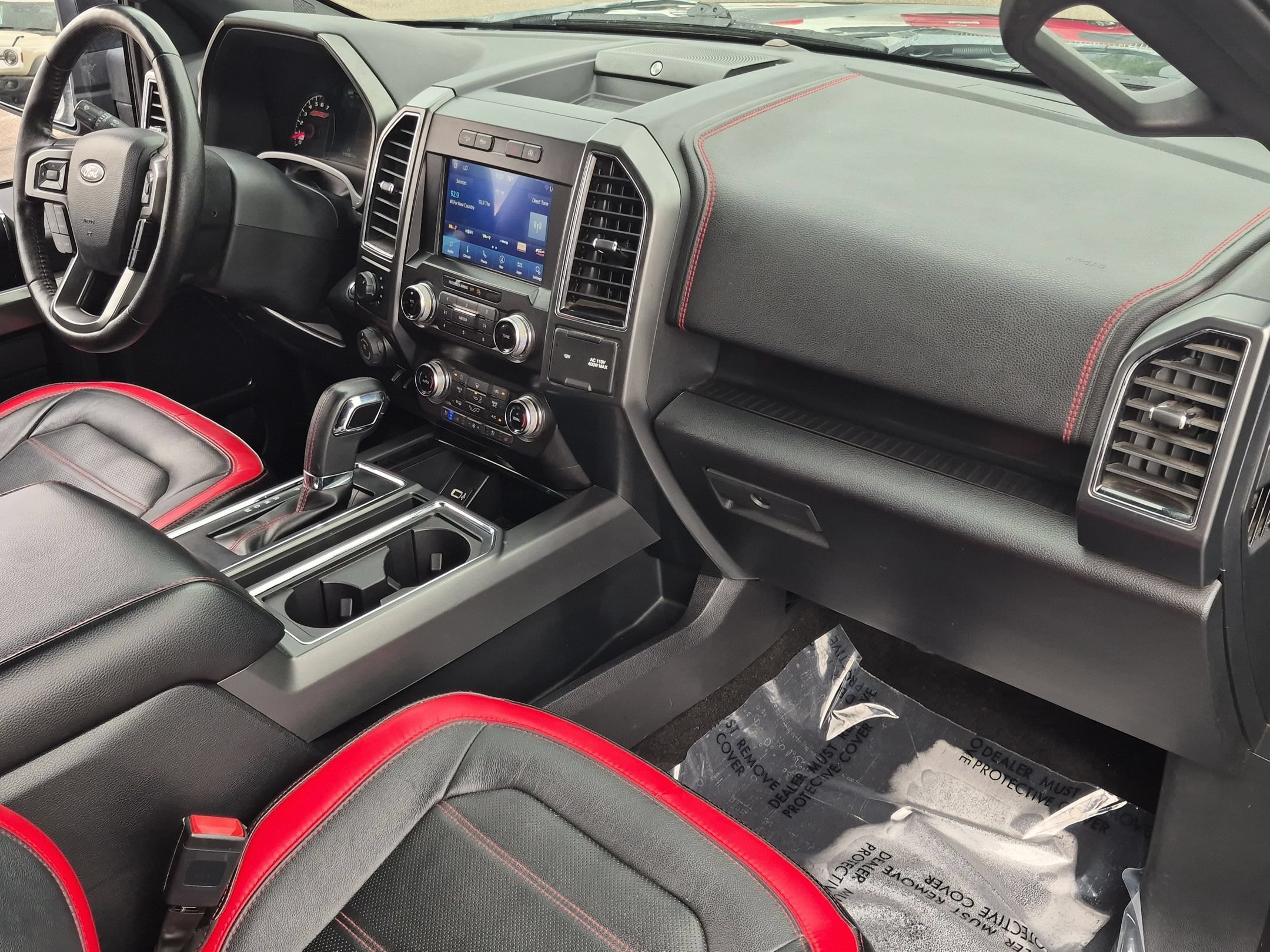 Used 2019 Ford F150 Lariat w/ Equipment Group 502A Luxury AWD/4WD image 27