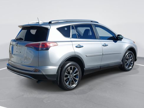 Used 2018 Toyota RAV4 Limited w/ Protection Package image 5