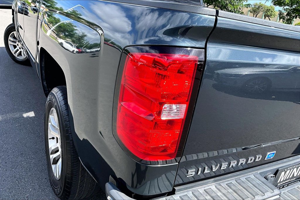 Used 2018 Chevrolet Silverado 1500 LT w/ LT Eassist Package AWD/4WD image 27