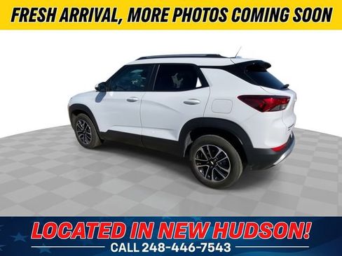 Used 2024 Chevrolet TrailBlazer LT w/ LT Cold Weather Package image 8
