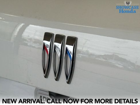 Used 2025 Buick Envision Preferred image 13