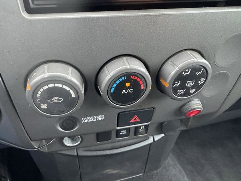 Used 2012 Nissan Titan S image 33