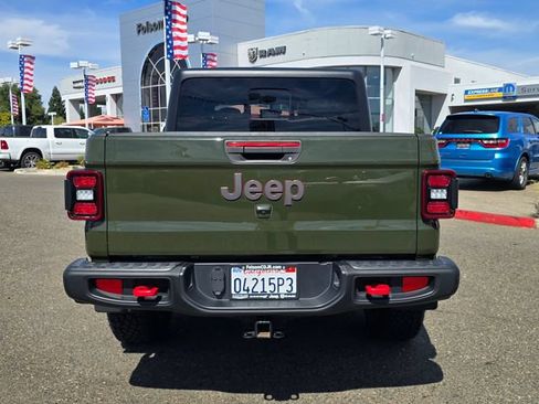 Certified 2022 Jeep Gladiator Rubicon w/ LED Lighting Group AWD/4WD image 5