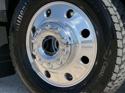 Used 2024 Ford F450 Platinum AWD/4WD image 14