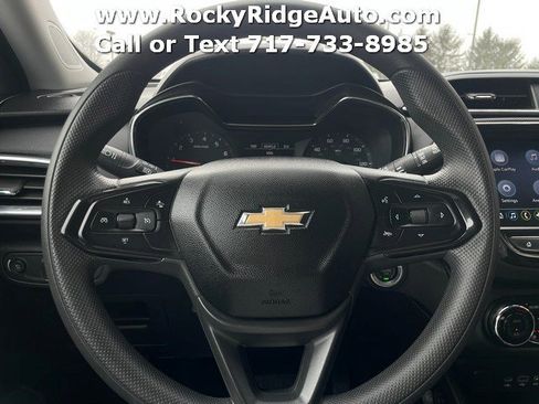 Used 2023 Chevrolet TrailBlazer LT w/ Convenience Package image 26