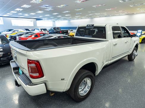 Used 2019 RAM 3500 Limited w/ Max Tow Package AWD/4WD image 10