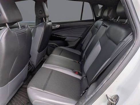 Certified 2023 Volkswagen ID.4 Pro S image 14