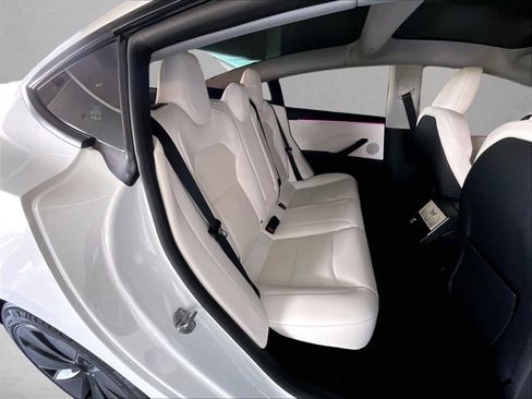Used 2025 Tesla Model 3 Long Range RWD image 28