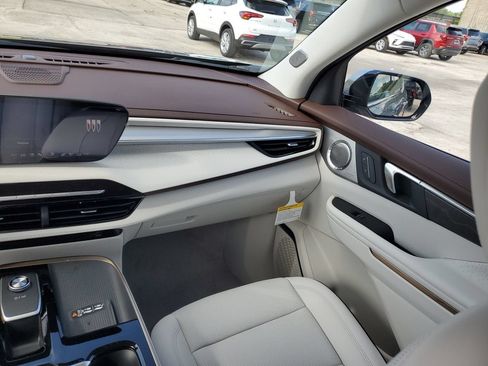 New 2026 Buick Enclave Avenir w/ Super Cruise Package FWD image 15