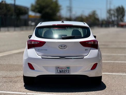 Used 2015 Hyundai Elantra GT FWD image 8