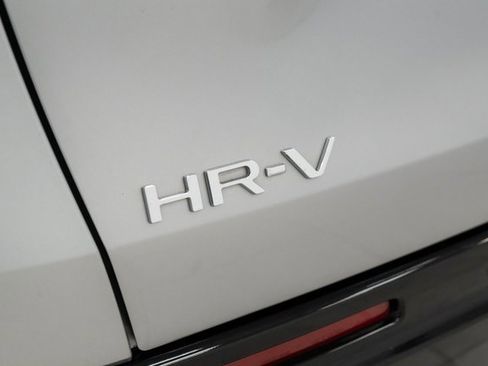 Used 2023 Honda HR-V EX-L image 9