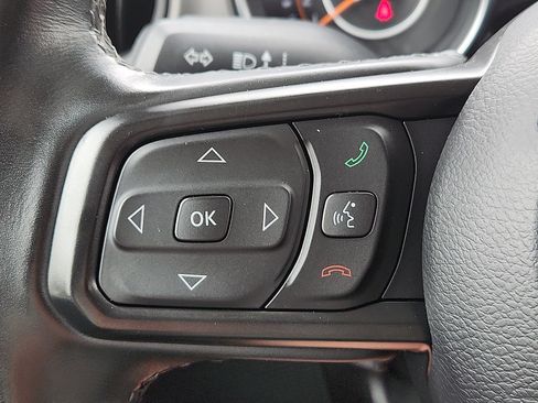 Used 2022 Jeep Wrangler Unlimited Sport AWD/4WD image 19
