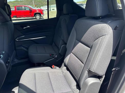 New 2026 Chevrolet Traverse LT FWD image 25