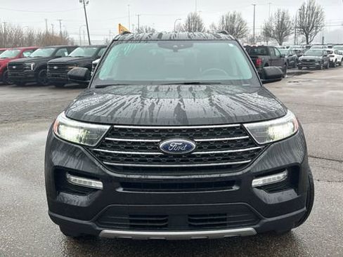 Certified 2022 Ford Explorer XLT w/ Equipment Group 202A image 30