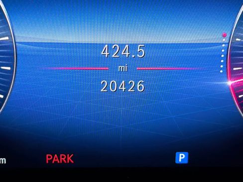 Used 2024 Mercedes-Benz GLS 450 4MATIC image 26