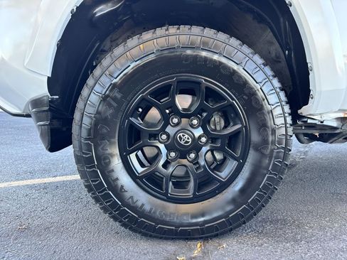 Used 2021 Toyota Tacoma SR image 29