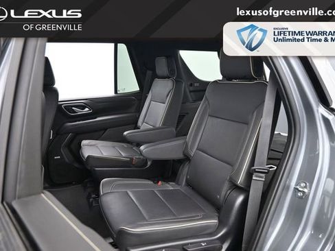 Used 2022 GMC Yukon SLT w/ SLT Luxury Package AWD/4WD image 26