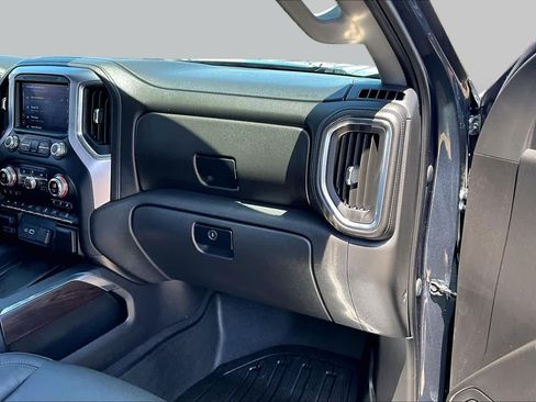 Used 2019 GMC Sierra 1500 SLT AWD/4WD image 19