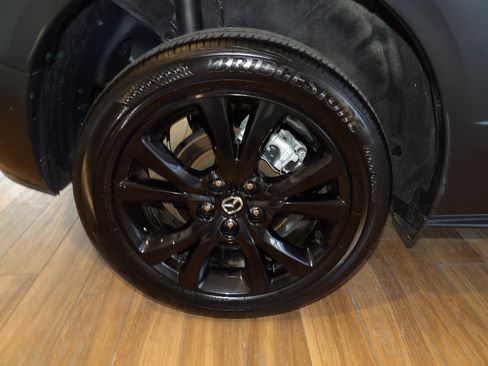 Used 2025 MAZDA CX-30 Carbon image 5