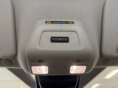 New 2026 Ford Transit 250 148 Medium Roof image 18