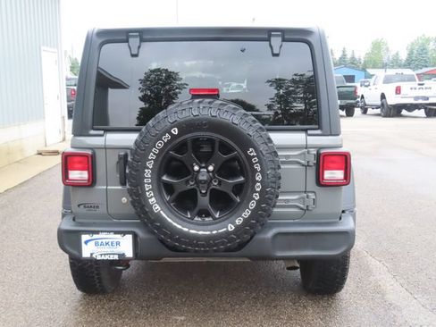 Used 2020 Jeep Wrangler Sport AWD/4WD image 10