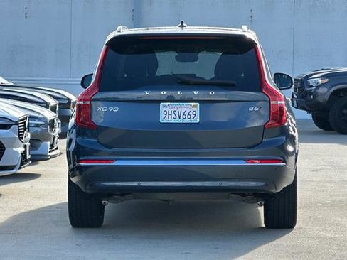 Certified 2024 Volvo XC90 B6 Ultimate w/ Protection Package Premier image 4