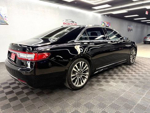 Used 2017 Lincoln Continental Select AWD/4WD image 15