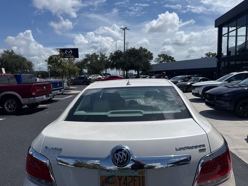 Used 2010 Buick LaCrosse CXL w/ Luxury Package FWD image 6