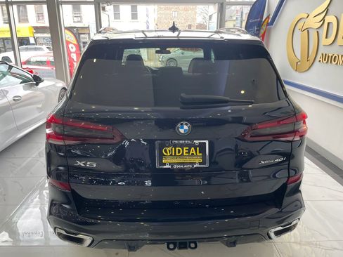 Used 2022 BMW X5 xDrive40i w/ M Sport Package image 5