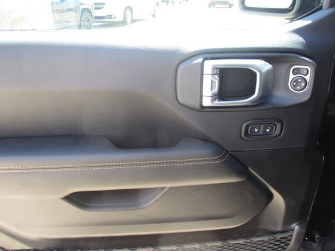 New 2026 Jeep Gladiator Sport image 32