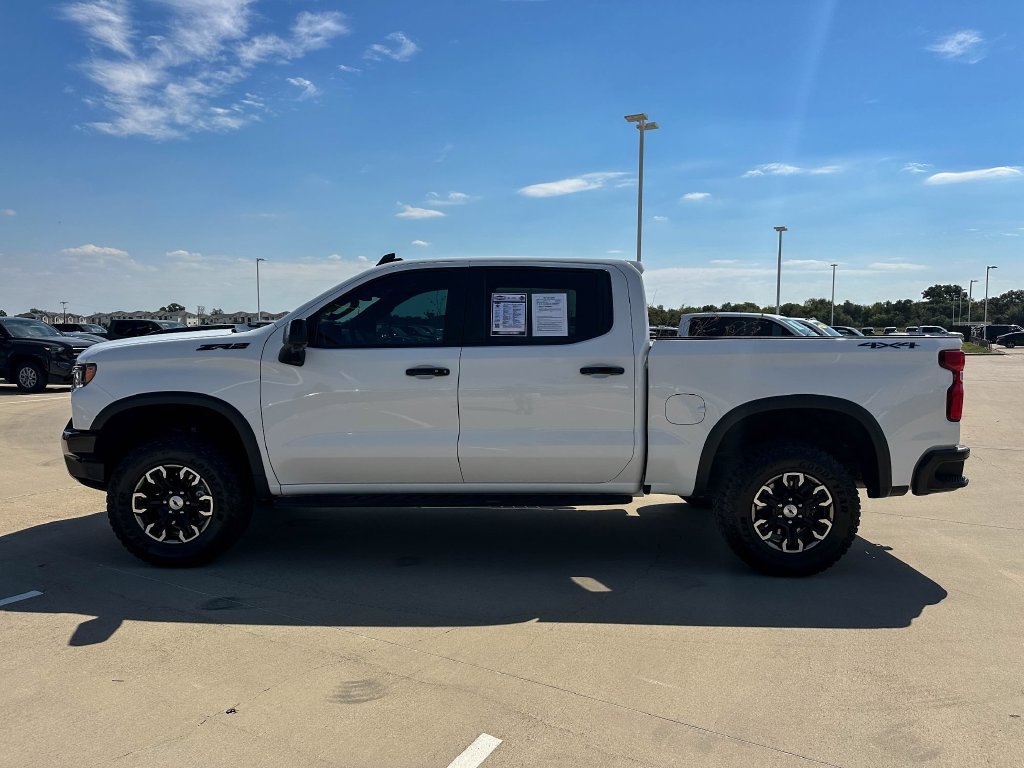 Used 2024 Chevrolet Silverado 1500 ZR2 AWD/4WD image 6