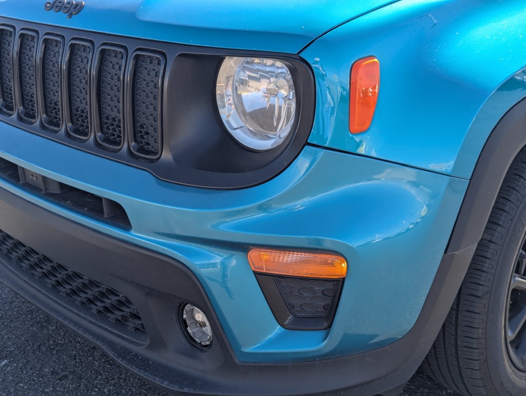Used 2020 Jeep Renegade Altitude FWD image 12