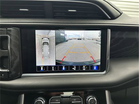 Used 2022 GMC Yukon Denali w/ Denali Ultimate Package image 21