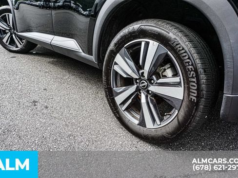 Used 2026 Nissan Rogue SL FWD image 16