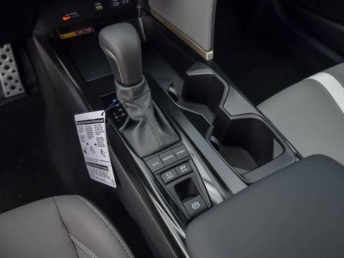 New 2025 Toyota Camry SE FWD image 22