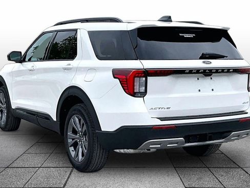 New 2026 Ford Explorer Active image 3