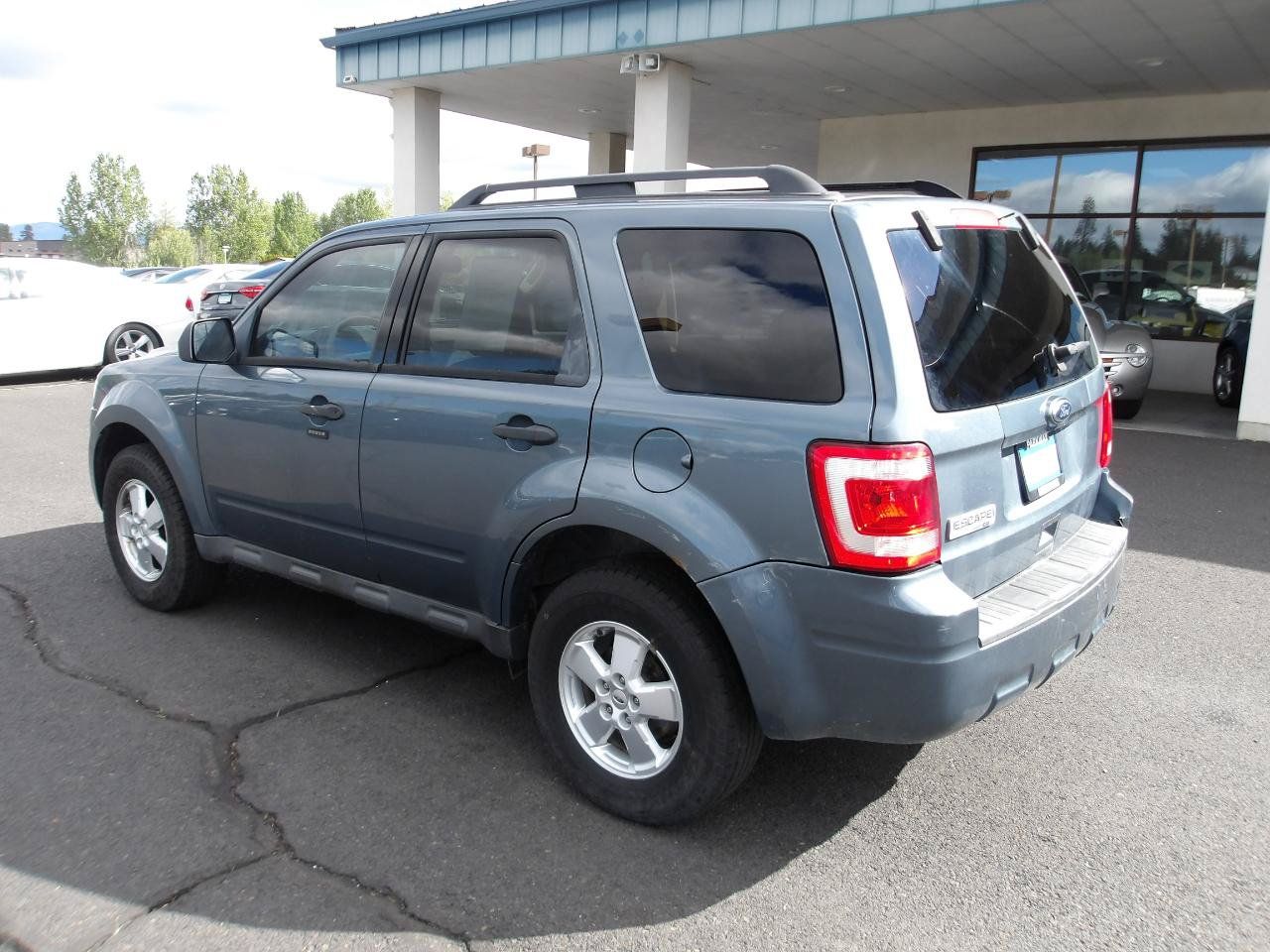 Used 2010 Ford Escape XLT FWD image 3
