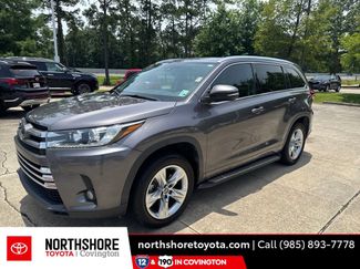 Used 2018 Toyota Highlander Limited FWD 360° Tour