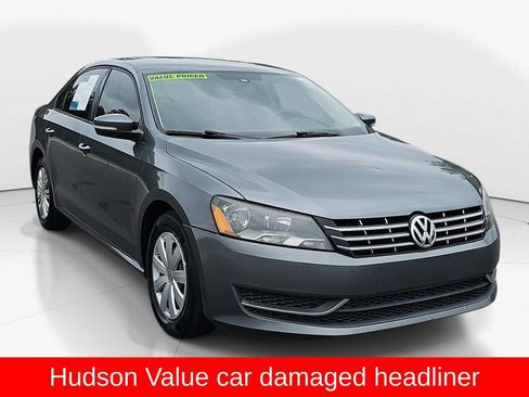 Used 2014 Volkswagen Passat 1.8T S FWD image 2