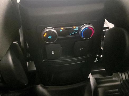 Used 2022 Ford Explorer XLT RWD image 24