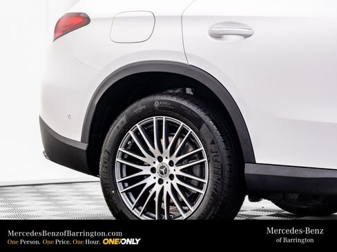 New 2026 Mercedes-Benz GLC 300 4MATIC image 36