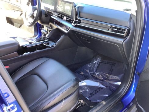 Used 2024 Kia Sportage EX image 36