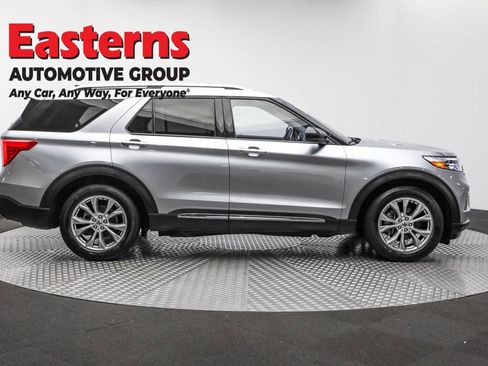 Used 2024 Ford Explorer Limited image 4