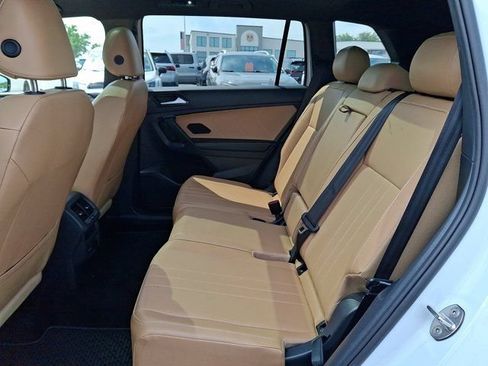 Certified 2023 Volkswagen Tiguan SE R-Line AWD/4WD image 13