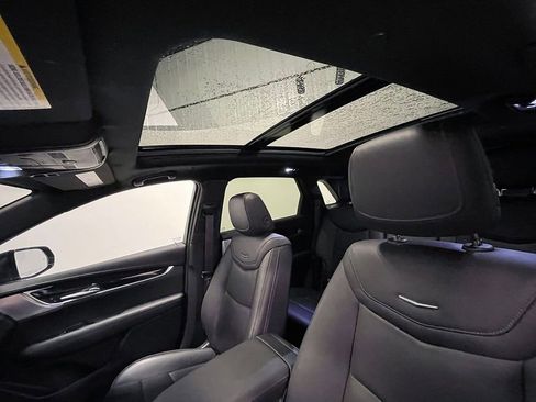 Used 2024 Cadillac XT5 Premium Luxury w/ LPO, Floor Liner Package AWD/4WD image 25