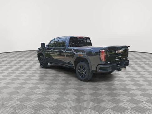 Used 2024 GMC Sierra 2500 AT4 w/ AT4 Premium Plus Package AWD/4WD image 11