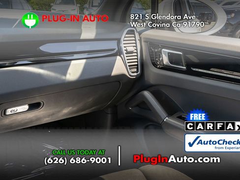 Used 2019 Porsche Cayenne AWD/4WD image 18