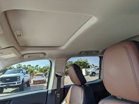 Certified 2024 Ford Maverick Lariat w/ FX4 Off-Road Package image 21