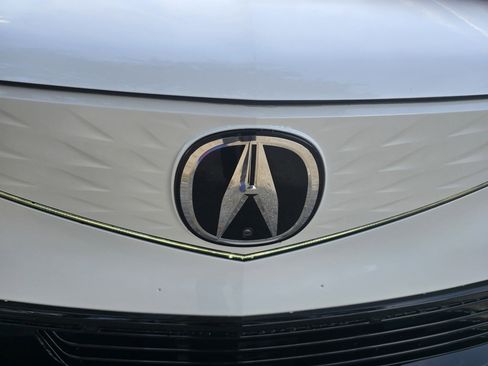 Used 2024 Acura ZDX Type S image 9